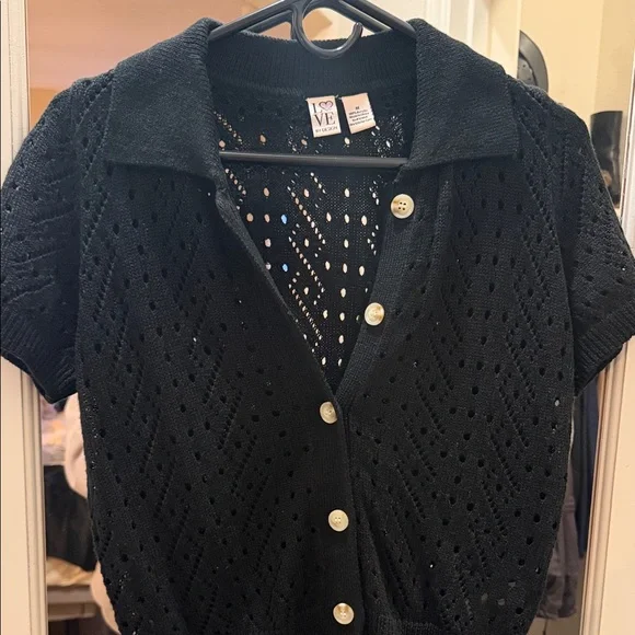 Love Tree Black Short-Sleeve crochet button up - Picture 2 of 2